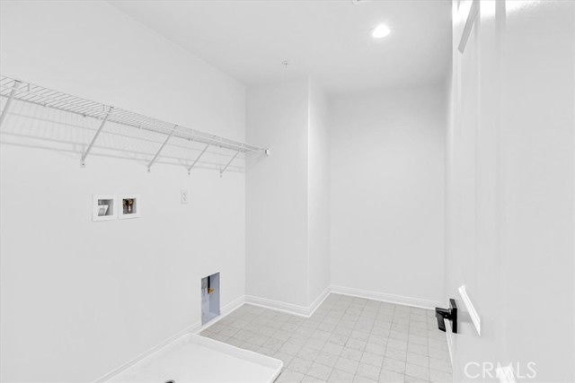 Detail Gallery Image 24 of 41 For 28300 Abbey, Menifee,  CA 92585 - 4 Beds | 2/1 Baths