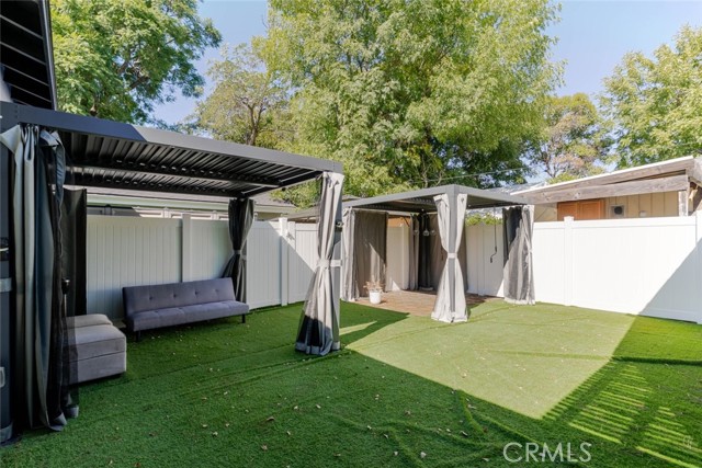 7315 Jamieson Avenue, Reseda CA: https://media.crmls.org/medias/a576fa92-4725-43ec-9350-82595f4a7fbe.jpg