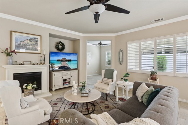 Detail Gallery Image 5 of 33 For 1654 Camino Cresta, Hemet,  CA 92545 - 2 Beds | 2 Baths