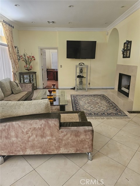 3946 Knobhill Drive, Sherman Oaks CA: https://media.crmls.org/medias/a577d416-023b-45a3-8ff5-e0cd8747f948.jpg