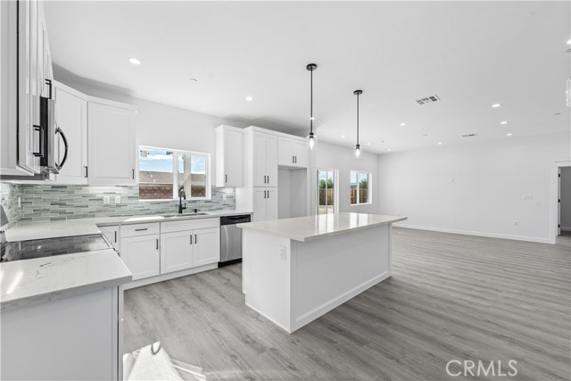 Detail Gallery Image 13 of 47 For 8624 Forest Blvd, California City,  CA 93505 - 3 Beds | 2 Baths