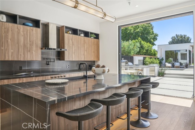 22930 Dolorosa Street, Woodland Hills CA: https://media.crmls.org/medias/a578c725-9121-4aea-bada-127f5aed0179.jpg