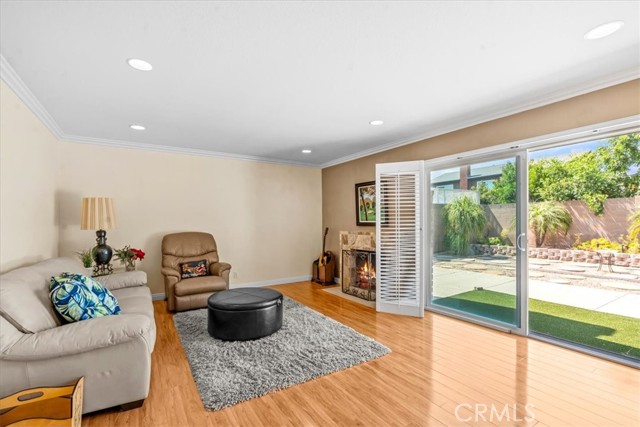 Detail Gallery Image 9 of 29 For 6123 Fred Dr, Cypress,  CA 90630 - 3 Beds | 2 Baths