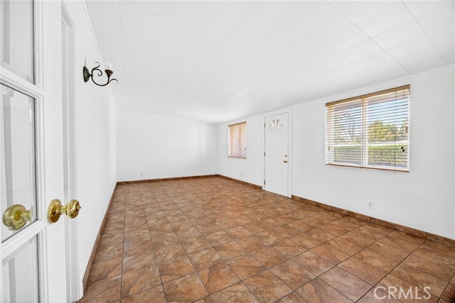 Detail Gallery Image 14 of 30 For 40930 Johnston, Hemet,  CA 92544 - 3 Beds | 2 Baths