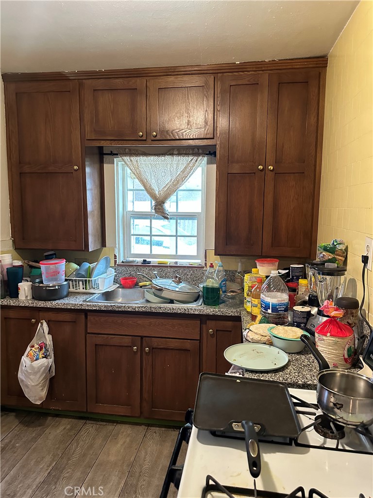 https://media.crmls.org/medias/a57a179a-dca1-4112-86b3-49ce29f735a4.jpg?preset=X-Large