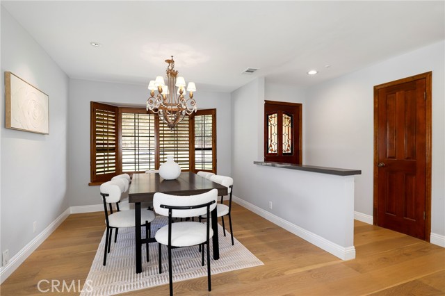 Detail Gallery Image 19 of 60 For 21565 Cleardale St, Newhall,  CA 91321 - 3 Beds | 2/1 Baths