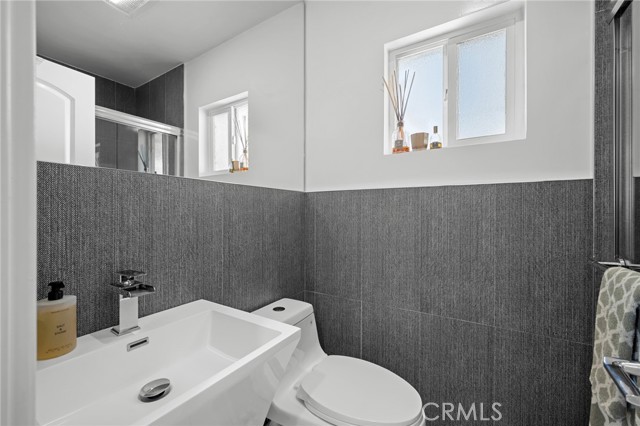 7078 Park Manor photo 17