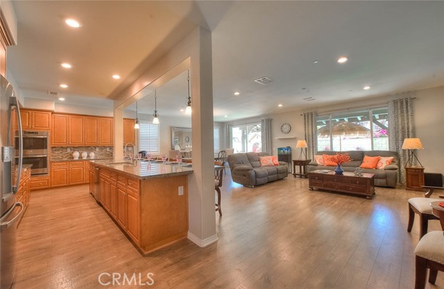 Image 14 of 67 For 14861 Henry Street