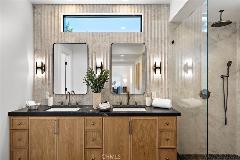 MLS #OC26165398 image #25