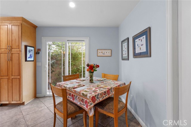 Detail Gallery Image 8 of 30 For 9911 Constitution Dr, Huntington Beach,  CA 92646 - 4 Beds | 2 Baths