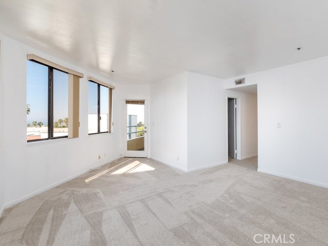 510 The Village, Redondo Beach, California 90277, 2 Bedrooms Bedrooms, ,2 BathroomsBathrooms,Residential,Sold,The Village,SB17269762