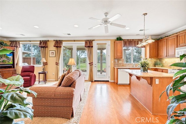 Detail Gallery Image 13 of 40 For 8061 Mickelson Way, Hemet,  CA 92545 - 2 Beds | 2 Baths