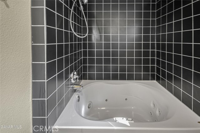 Detail Gallery Image 17 of 33 For 17743 Elizabeth Lake, Lake Hughes,  CA 93532 - 1 Beds | 1 Baths