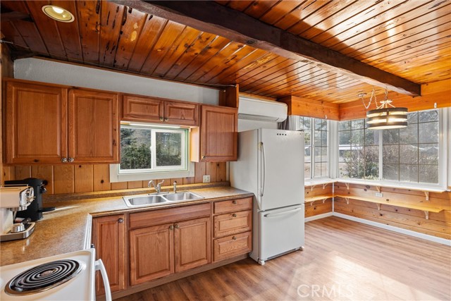 Detail Gallery Image 13 of 27 For 2381 E Main, Quincy,  CA 95971 - 2 Beds | 1 Baths