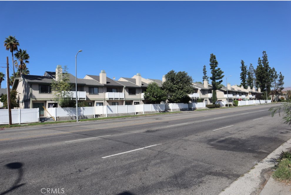 8341 De Soto Avenue #10