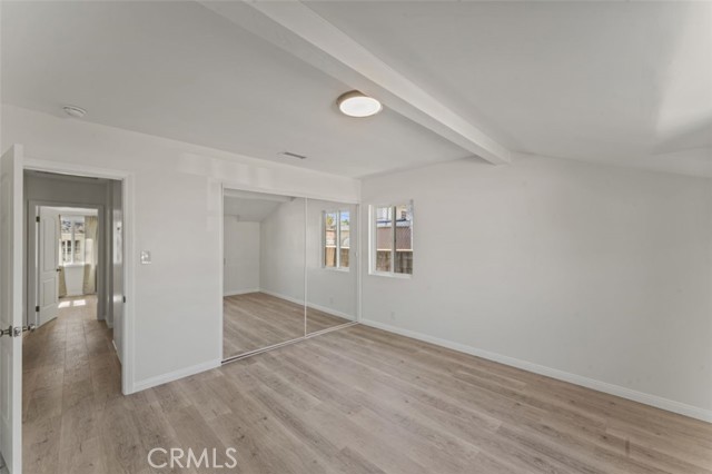 Detail Gallery Image 13 of 32 For 14722 Strathern, Panorama City,  CA 91402 - 5 Beds | 3 Baths