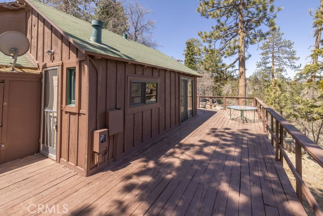 Detail Gallery Image 3 of 35 For 75 Metcalf Creek Trl, Big Bear Lake,  CA 92315 - 2 Beds | 1 Baths