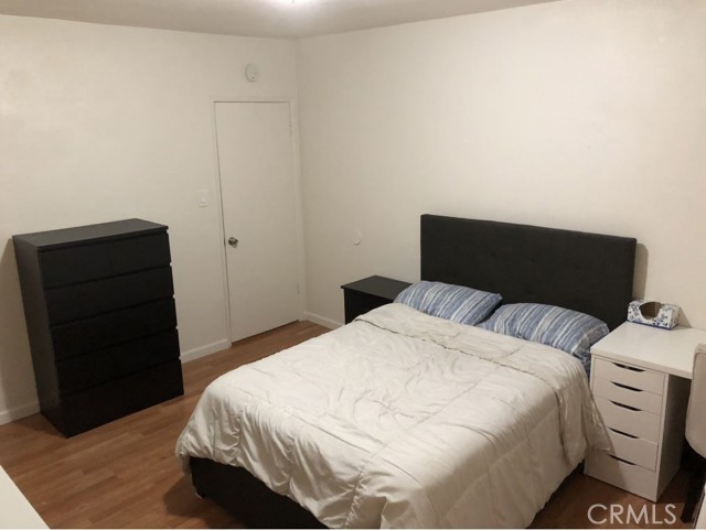 Detail Gallery Image 21 of 27 For 218 W Wilson Ave, Orange,  CA 92867 - – Beds | – Baths