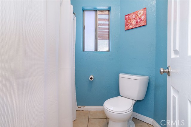 Detail Gallery Image 19 of 35 For 17101 Gault, Lake Balboa,  CA 91406 - 3 Beds | 2 Baths