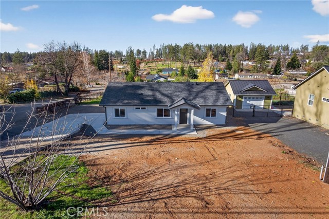 7083 Pentz Road, Paradise CA: https://media.crmls.org/medias/a5870df2-7c56-490b-8c2b-3e310f54412c.jpg
