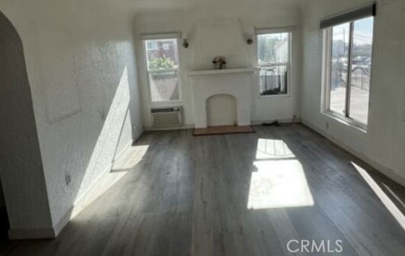 Detail Gallery Image 3 of 15 For 1770 Hauser Bld, Los Angeles,  CA 90019 - 3 Beds | 2 Baths