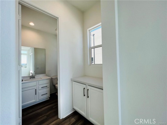 Detail Gallery Image 11 of 20 For 172 Sawbuck, Irvine,  CA 92618 - 2 Beds | 2/1 Baths