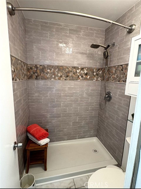6924 Hyde Park Drive, San Diego CA: https://media.crmls.org/medias/a5889915-17c1-4d90-a15d-3330f7cf9522.jpg