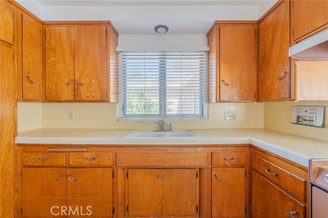 Detail Gallery Image 31 of 47 For 522 Avenue F, Redondo Beach,  CA 90277 - 5 Beds | 3 Baths