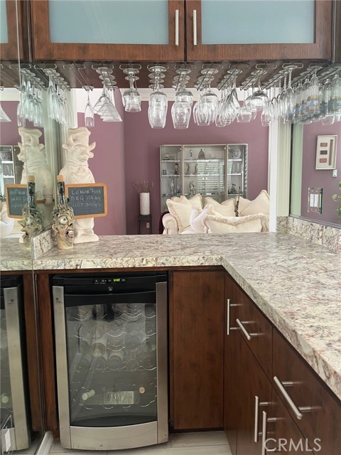 6260 Napoli Court, Long Beach CA: https://media.crmls.org/medias/a58a48e7-53db-48de-9a29-141c22971bdf.jpg