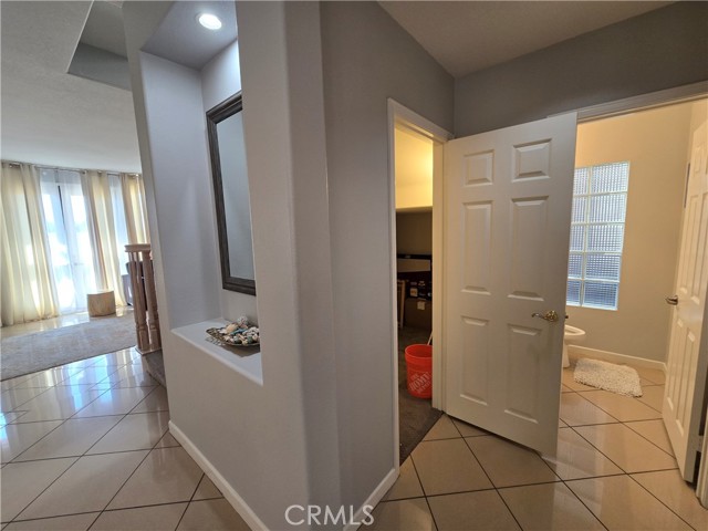 624 Goldenwest Street, Huntington Beach CA: https://media.crmls.org/medias/a58d14d1-50e3-42b8-92ad-70bd09651a07.jpg