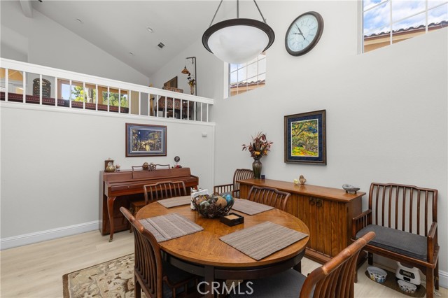 Detail Gallery Image 9 of 38 For 744 Clearview Ln, San Luis Obispo,  CA 93405 - 3 Beds | 3 Baths