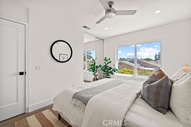 Detail Gallery Image 29 of 43 For 937 Carnation, Costa Mesa,  CA 92626 - 5 Beds | 3 Baths