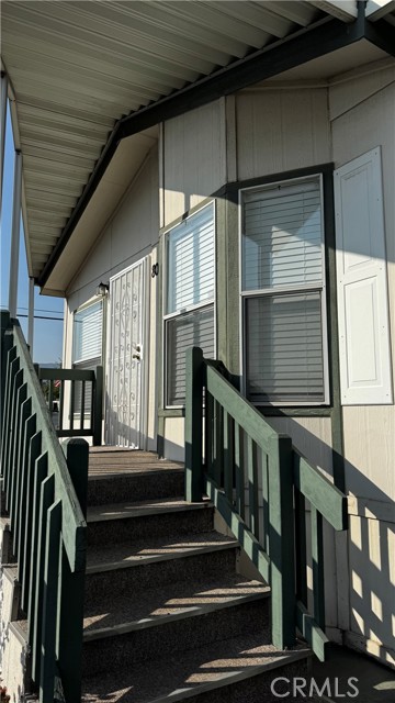 301 E Foothill Blvd