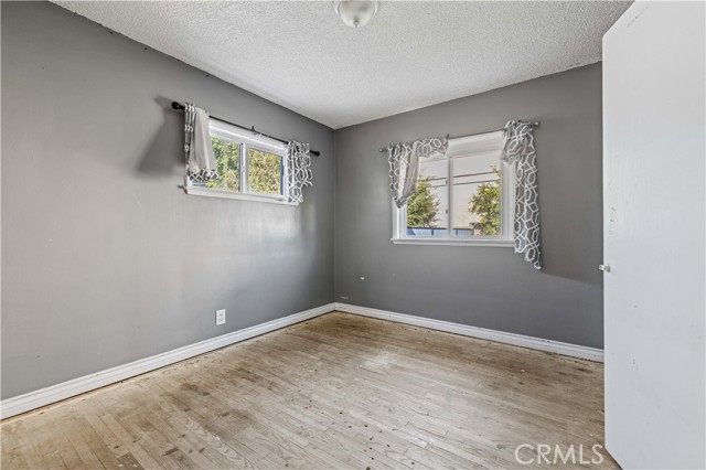 Detail Gallery Image 18 of 21 For 8544 Noble Ave, North Hills,  CA 91343 - 3 Beds | 2 Baths