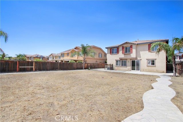 Detail Gallery Image 17 of 22 For 41026 Crimson Pillar Ln, Lake Elsinore,  CA 92532 - 4 Beds | 3 Baths