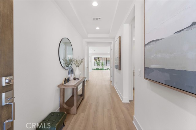 Detail Gallery Image 5 of 75 For 168 Somera, Irvine,  CA 92602 - 5 Beds | 4 Baths