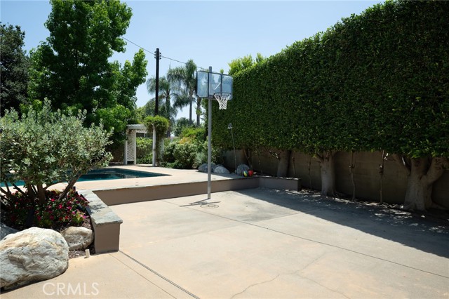 9642 James Circle, Villa Park CA: https://media.crmls.org/medias/a58eaf57-1d60-4c69-b4e9-5955b5189b00.jpg