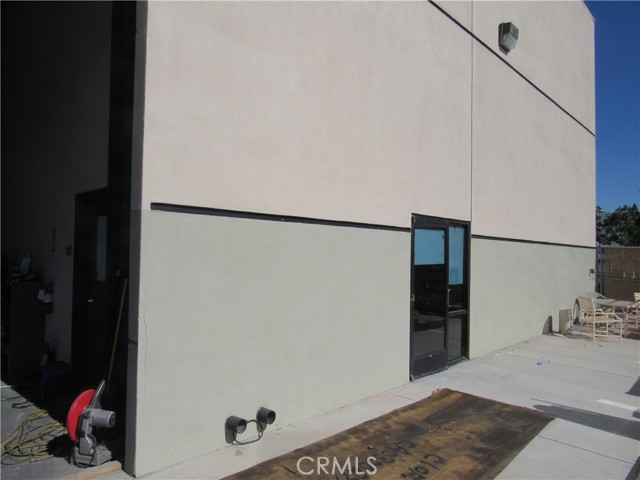 12855 Production Place, Victorville, California 92395, ,Commercial Lease,For Rent,12855 Production Place,CRHD24140262