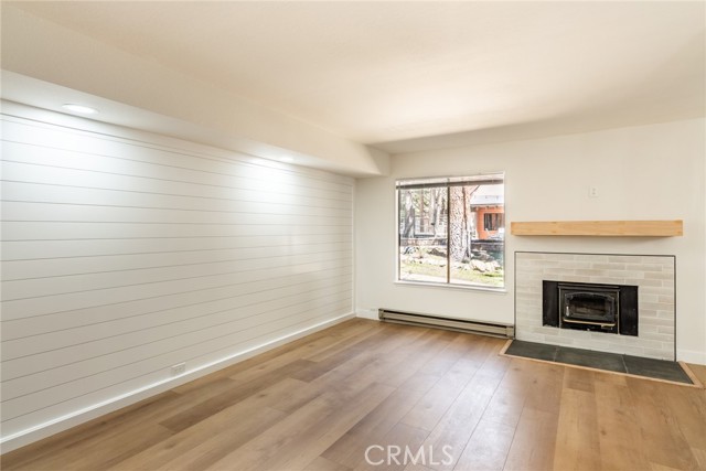 152 Viewpoint Road, Mammoth Lakes CA: https://media.crmls.org/medias/a5908728-1e0a-483b-9df0-16c6fcb556cd.jpg