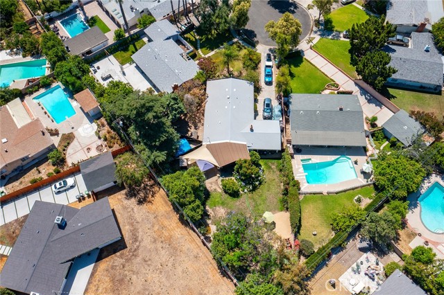 Detail Gallery Image 19 of 19 For 17531 Romar St, Northridge,  CA 91325 - 4 Beds | 2 Baths