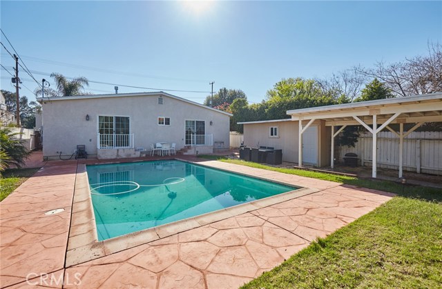 Detail Gallery Image 20 of 33 For 17827 Burbank Bld, Encino,  CA 91316 - 3 Beds | 2 Baths