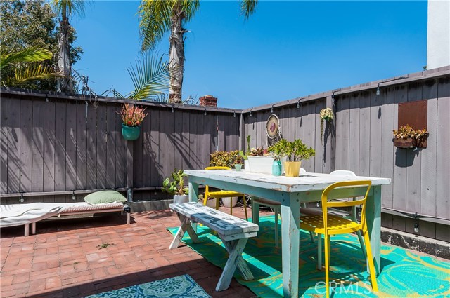 419 24th Street, Hermosa Beach, California 90254, ,Residential Income,Sold,24th,SB17271884