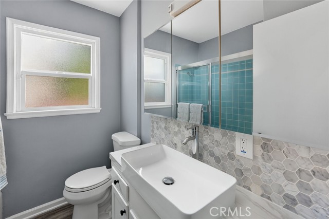 Detail Gallery Image 20 of 35 For 12543 Hartland St, North Hollywood,  CA 91605 - 3 Beds | 2 Baths