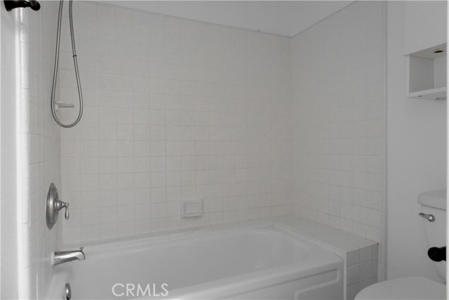 210 The Village, Redondo Beach, California 90277, 2 Bedrooms Bedrooms, 0 ,2 BathroomsBathrooms,Residential,For Sale,The Village,0,DW26180621