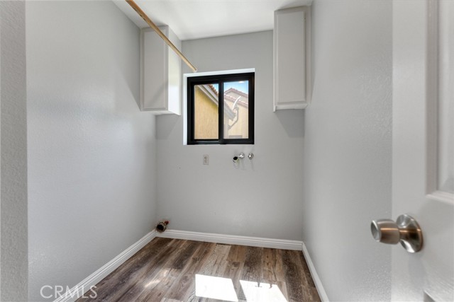 Detail Gallery Image 17 of 31 For 5809 Almond Valley Way, Lancaster,  CA 93536 - 4 Beds | 3 Baths
