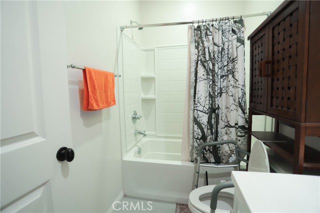 3269 S Edenglen Avenue, Ontario CA: https://media.crmls.org/medias/a593b844-8aff-4da6-b7a5-8fc6fb794dfe.jpg