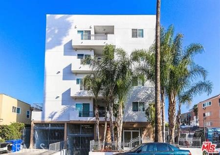 926 S Manhattan #302, Los Angeles, CA, 90019 926 S Manhattan #302, Los Angeles, CA, 90019