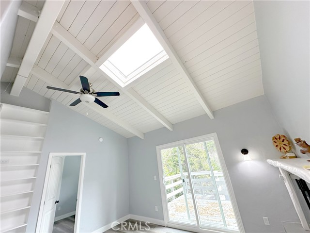 Detail Gallery Image 6 of 49 For 726 Golden, Lake Arrowhead,  CA 92352 - 4 Beds | 2 Baths