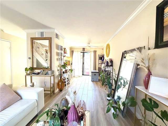 Detail Gallery Image 2 of 7 For 28615 Conejo View Dr, Agoura Hills,  CA 91301 - 2 Beds | 2 Baths