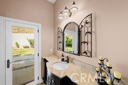 https://media.crmls.org/medias/a59550ec-c2bb-4d13-bcf0-b198dbaf552e.jpg?preset=X-Large